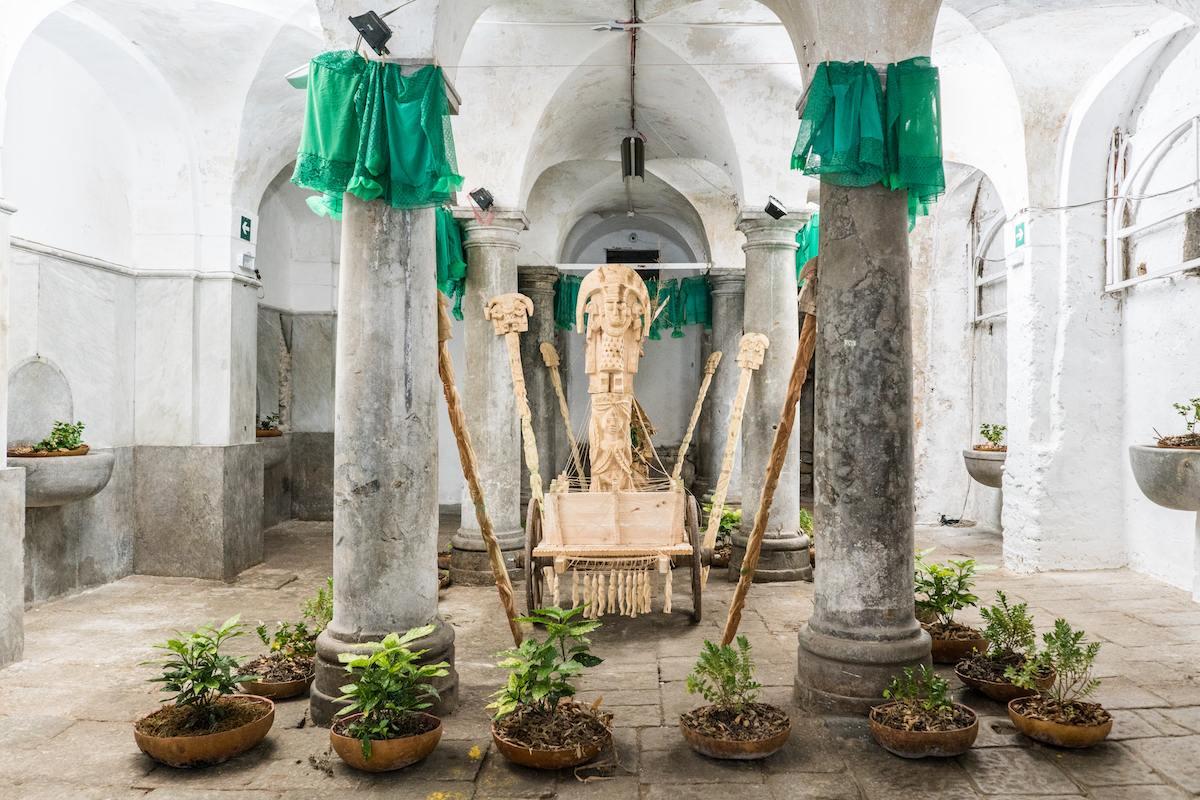 JELILI ATIKU, Festival of the Earth (Alaraagbo XIII), 2018, Processional performance, mixed media installation. Dimensions variable. Installation view photo by: Simone Sapienza, courtesy of Manifesta 12 Palermo and the artist.